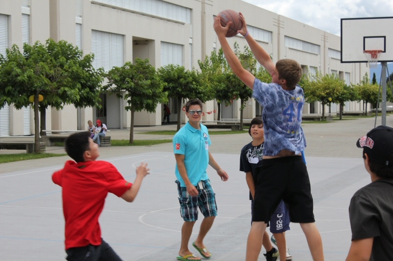 Village Camps International Summer Camp VDC Geneva 2016-08-12 https://www.villagecamps.com/journals_admin/images/328-24-Picture 078.jpg